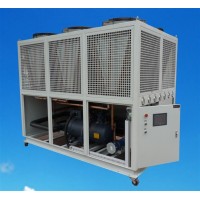風冷型螺桿冷水機組，低溫風冷螺桿式水冷機組，螺桿式冷凍機組